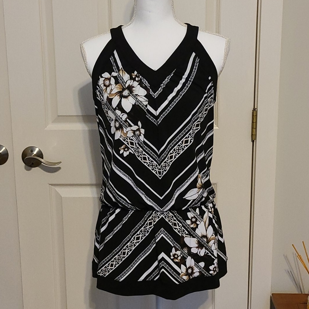 White House Black Market Top